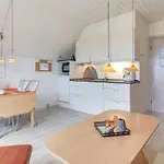 Rauha - 2-3km From The Sea By Interhome