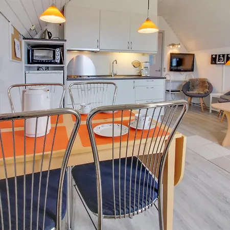 Rauha - 2-3km From The Sea By Interhome