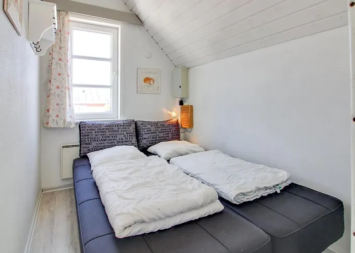 Rauha - 2-3km From The Sea By Interhome